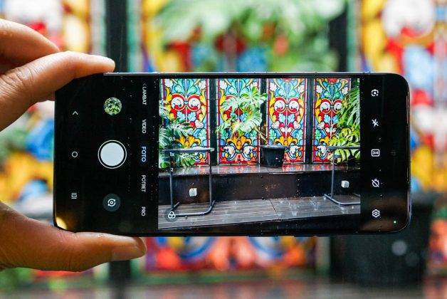 Menggenggam Motorola Moto G57 Power, HP Snapdragon 6S Gen 4 Pertama