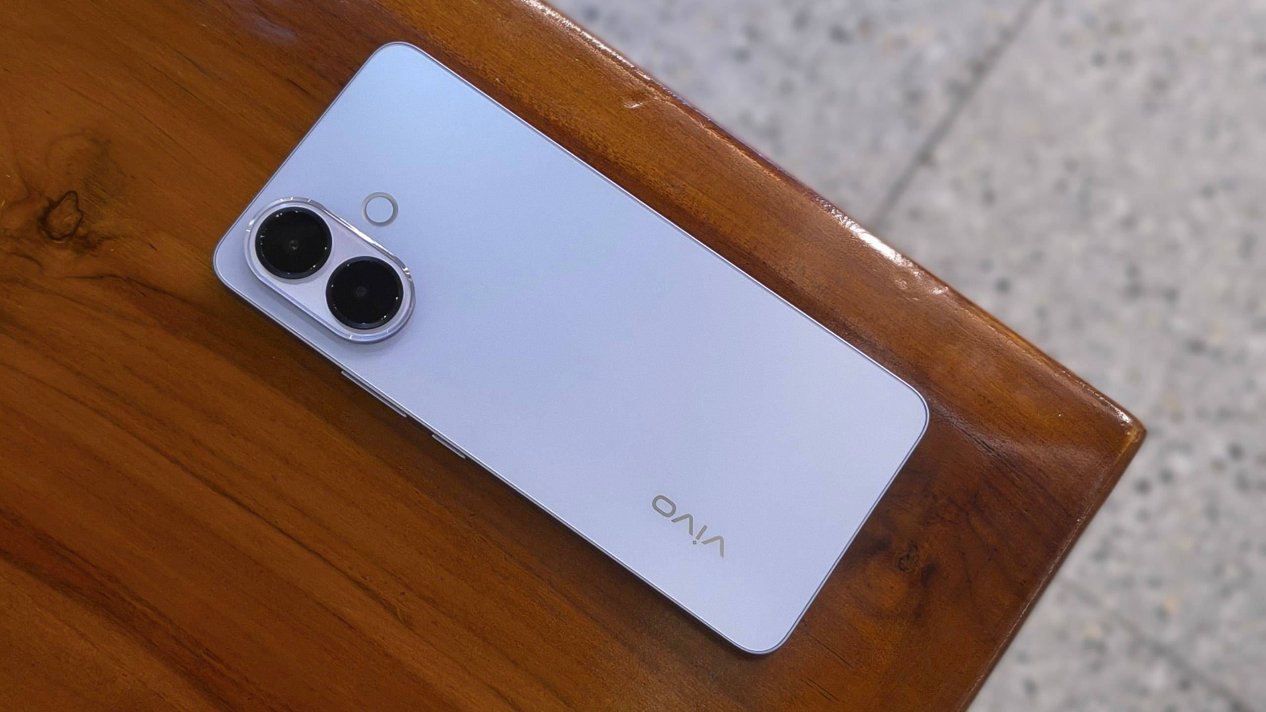 Bodi belakang Vivo V60 Lite 5G.