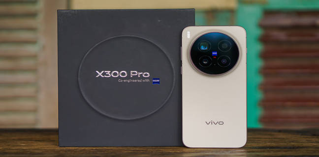 Review Vivo X300 Pro: Kembalinya Sang Raja Kamera