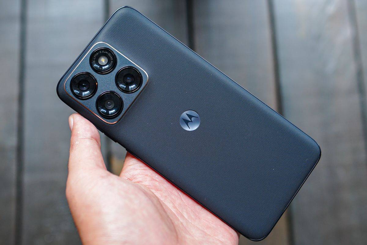 Review Motorola Edge 70 Fusion: Desain Tipis, Baterai Tahan Lama