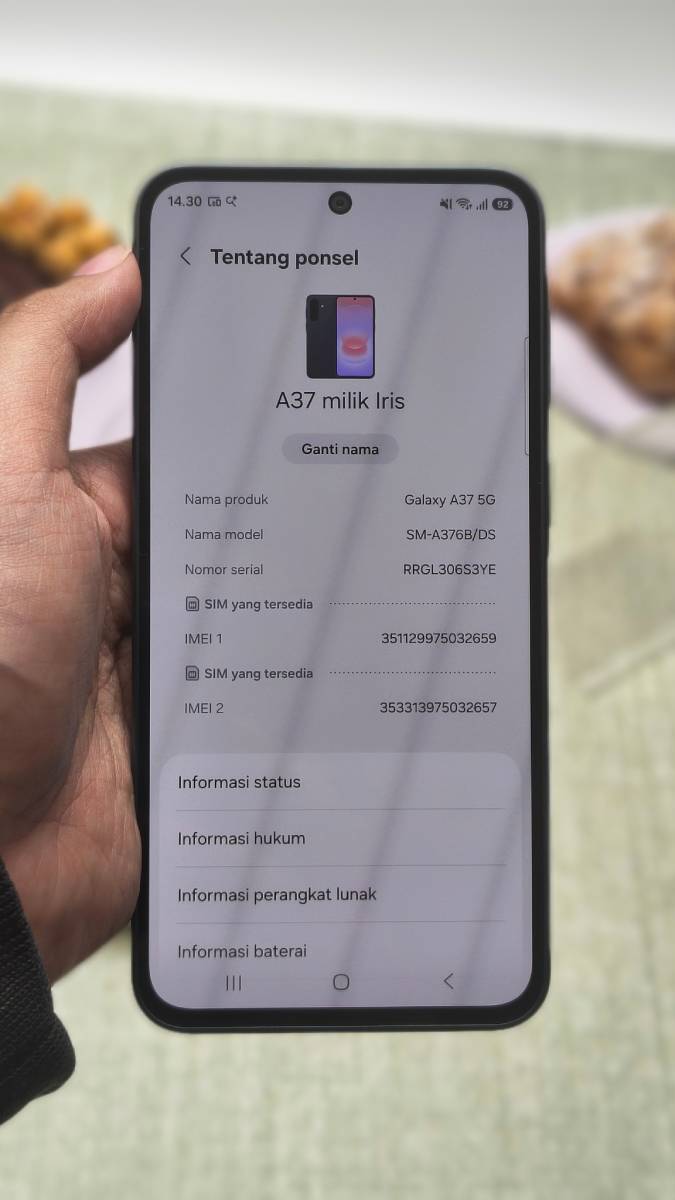 Tampilan "About Phone" di Galaxy A37.