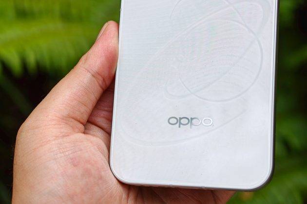 Hands-on Oppo Reno 16 Series, Tampilan Barunya Memukau dengan Efek 3D