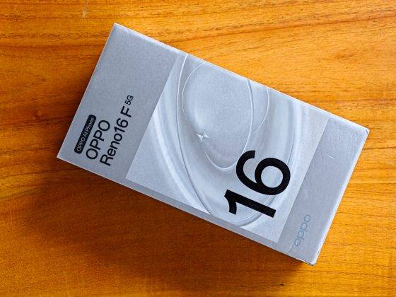 Unboxing Oppo Reno 16F, HP "3D Pop Planet" dengan Layar Paling Lebar