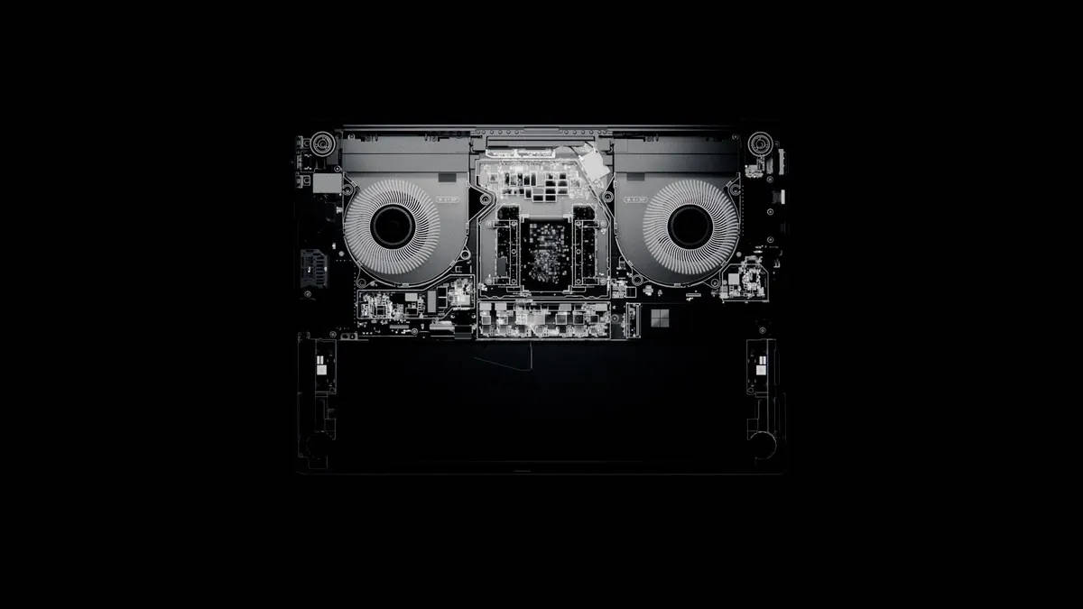 Jeroan laptop Microsoft Surface Laptop Ultra yang diotaki RTX Spark.
