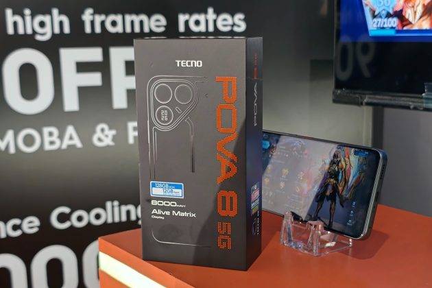 Kotak kemasan Tecno Pova 8 5G.