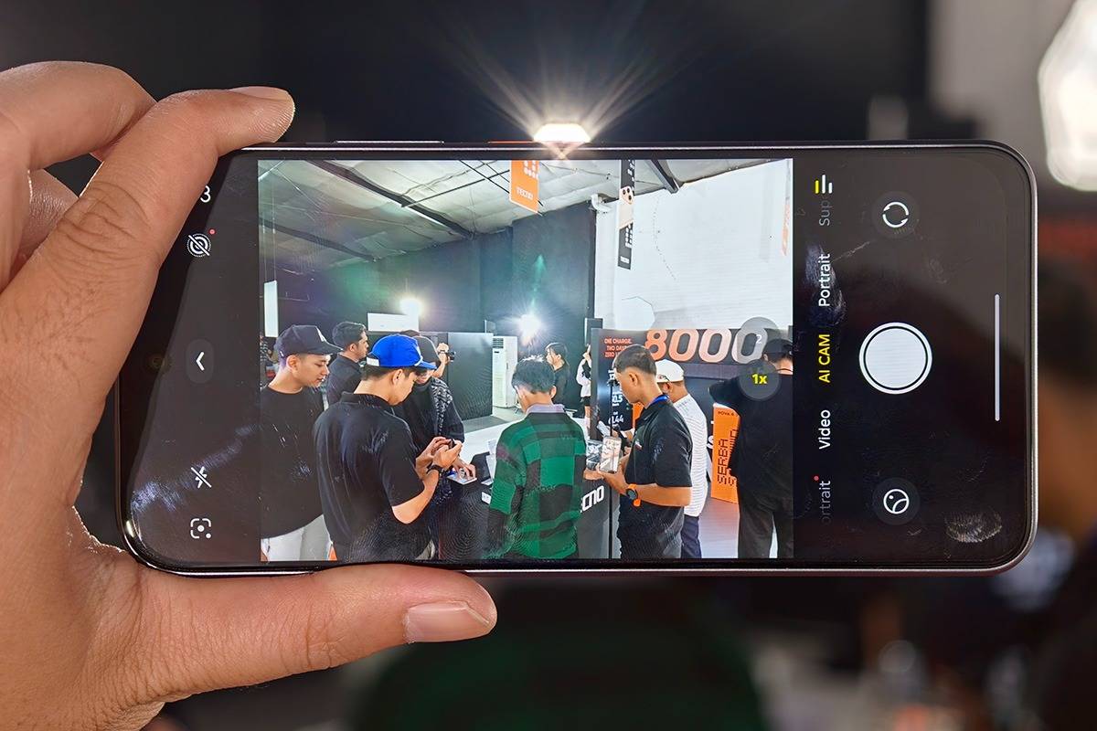 Tampilan antarmuka viewfinder Tecno Pova 8 5G.