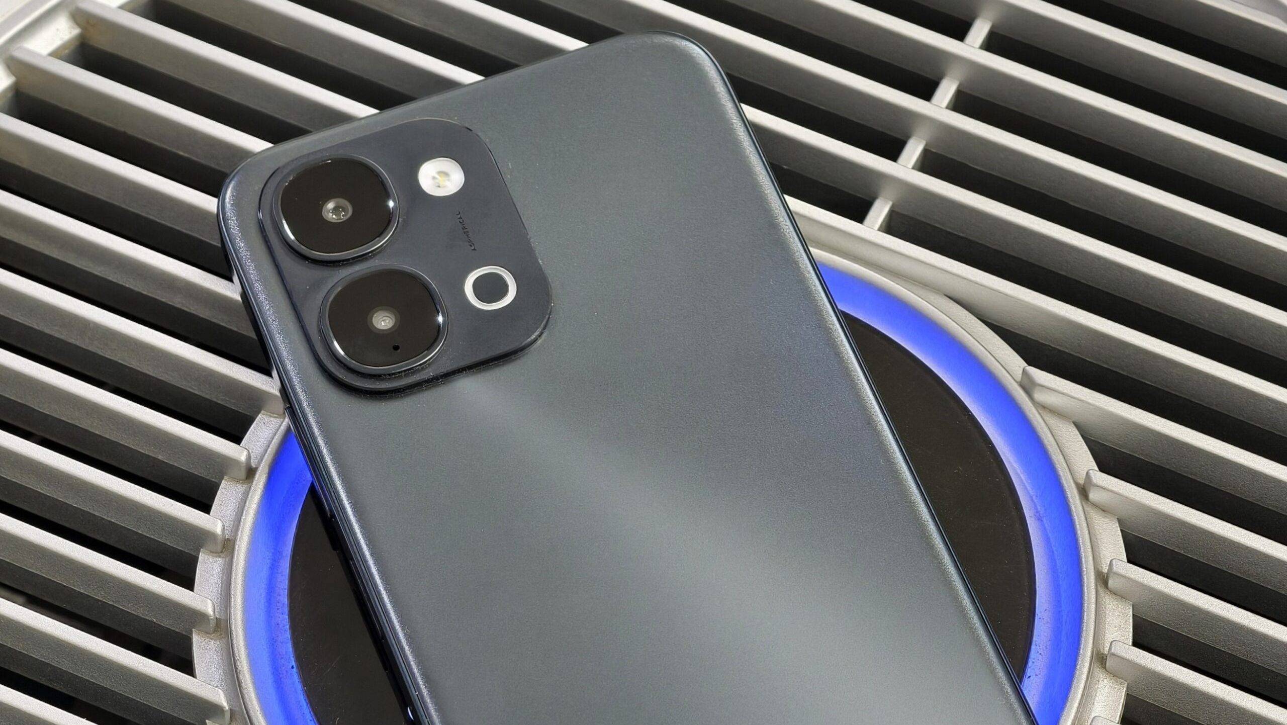 Review iQOO Z11x: Performa Bagus, Baterai Tahan Lama