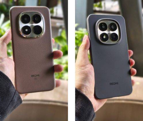 Tampilan bodi belakang tanpa casing (kiri) dan dengan casing (kanan).
