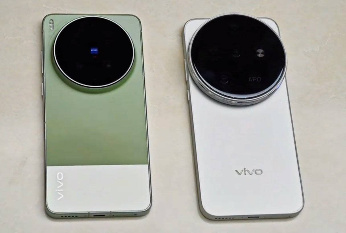 Vivo X300 Ultra (kiri), bocoran desain Vivo X500 Pro Max (kanan). Sumber: @OPPO_X2022 di X/Twitter.