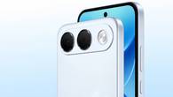 Oppo A7 Pro Resmi, Dibekali Layar OLED dan Baterai 8.000 MAh Related Article