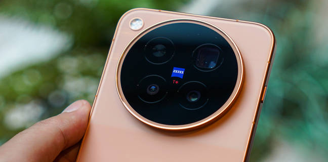 Tampilan Lengkap Vivo X500 Pro Max, HP Berkamera Zeiss Tercanggih