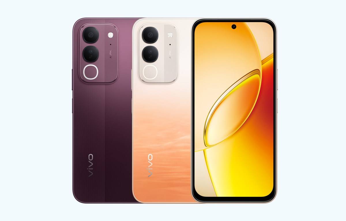 Varian warna Vivo Y32: Twilight Red dan Sunset Orange.