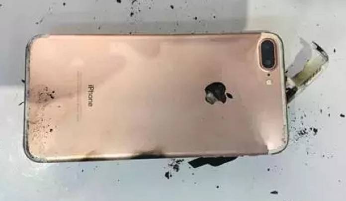 https://static.hub.91mobiles.com/multisite/wp-content/uploads/sites/7/2016/11/burnt-IPhone-7-back.jpg