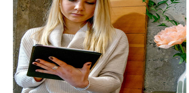 एप्पल ने लॉन्च किया कम कीमत वाला 9.7-इंच आईपैड