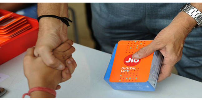 Jio 749 recharge plan details in hindi