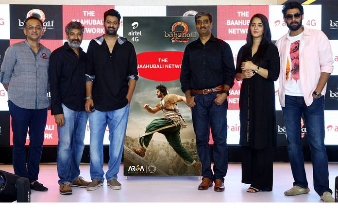 https://static.hub.91mobiles.com/multisite/wp-content/uploads/sites/7/2017/04/bahubali-2.jpg