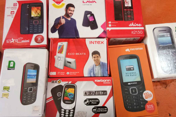 https://static.hub.91mobiles.com/multisite/wp-content/uploads/sites/7/2017/10/Feature-Phone.jpg