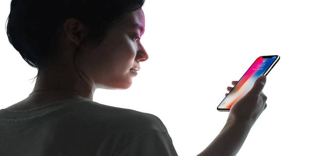 1,02,000 रुपये वाला आईफोन X हुआ शापिंग साइट पर लिस्ट, 27 अक्टूबर से सभी मॉडल होंगे प्री-आॅर्डर के लिए उपलब्ध