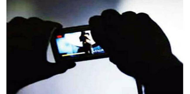 पॉर्न साइट्स खोलते ही बजेंगे भजन