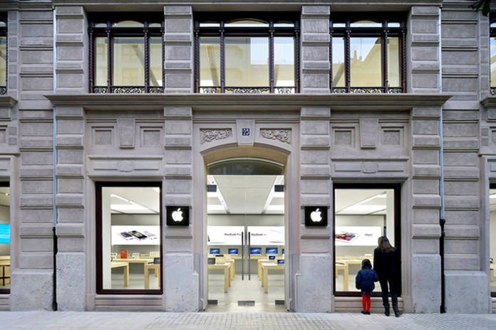 https://static.hub.91mobiles.com/multisite/wp-content/uploads/sites/7/2018/01/apple-store-spain.jpg
