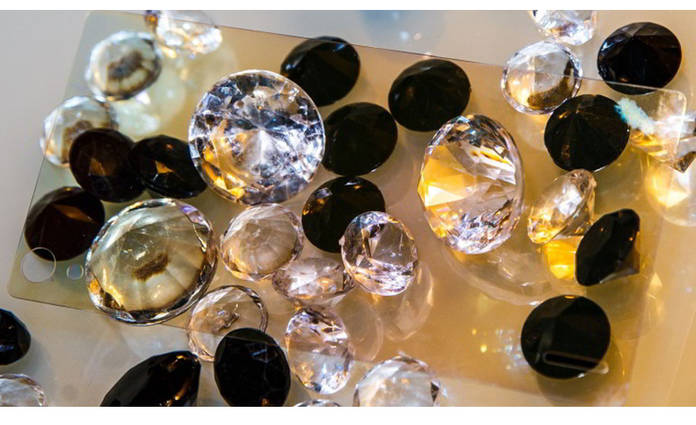 https://static.hub.91mobiles.com/multisite/wp-content/uploads/sites/7/2018/02/Diamond-display.jpg