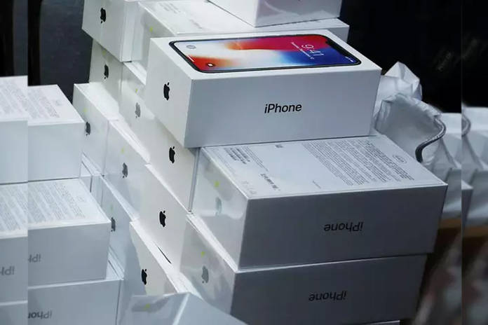 https://static.hub.91mobiles.com/multisite/wp-content/uploads/sites/7/2018/05/iphone-x-boxes.jpg