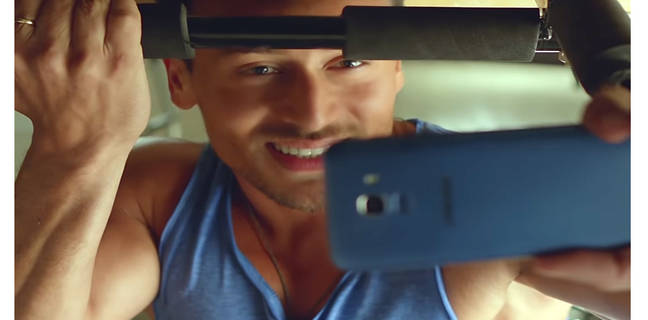 2 जुलाई को आ रहा सैमसंग गैलेक्सी आॅन सीरीज़ का नया स्मार्टफोन, अभिनेता टाइगर श्रॉफ कर सकते हैं लॉन्च