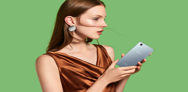 realme-2-pro-c1-u1-republic-day-sale-offer-amazon-flipkart-price-cut-discount-in-hindi