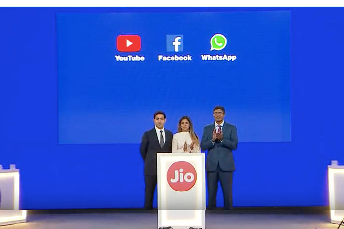 https://static.hub.91mobiles.com/multisite/wp-content/uploads/sites/7/2018/07/jiophone-whatsapp.jpg