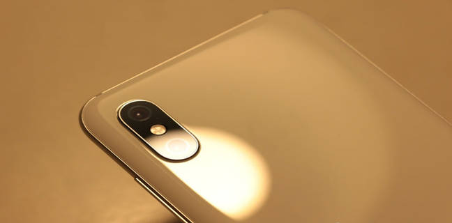 शाओमी मी8 एक्स की जानकारी हुई लीक, डुअल कैमरे के साथ होगा आॅन स्क्रीन फिंगरप्रिंट स्कैनर