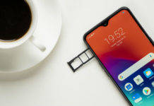 रियलमी 2 प्रो प्राइस स्पेसिफिकेशन एंड फीचर्स इन इंडिया