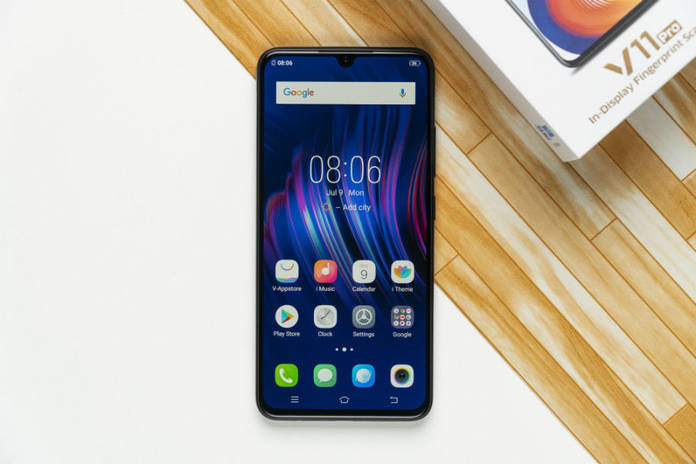 https://static.hub.91mobiles.com/multisite/wp-content/uploads/sites/7/2018/09/Vivo-V11-Pro-Front.jpg
