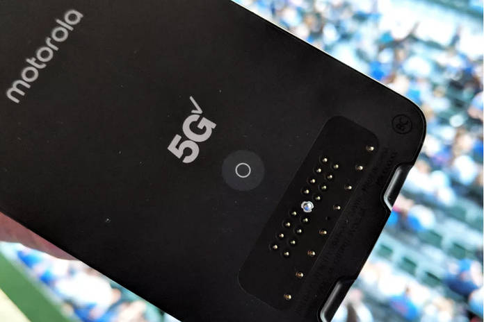 https://static.hub.91mobiles.com/multisite/wp-content/uploads/sites/7/2018/11/Moto-5G-Mod.jpg