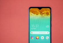 Exclusive: Samsung ने किया कमाल, 2 मिलियन से ज्यादा बेचे Galaxy M सीरीज के फोन samsung galaxy a50 image specifications in display fingerprint sensor triple rear camera leak in hindi