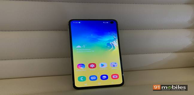 Samsung Galaxy M40 अगले महीने हो सकता है लॉन्च, कीमत होगी 25,000 रुपये के करीब Samsung Galaxy M40 might launch in june india price rs 25000