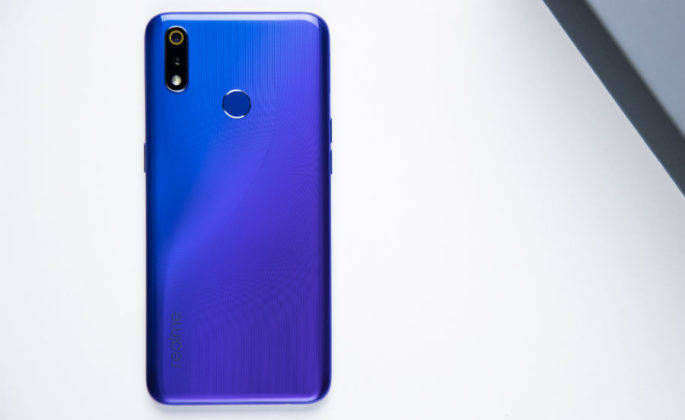 realme-3-pro-first-look-in-hindi