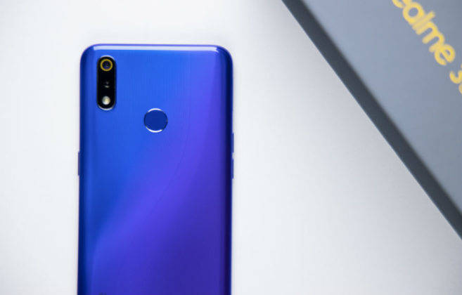 realme-3-pro-first-look-in-hindi