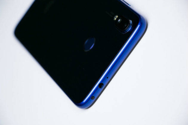 Xiaomi Redmi Note 7S available for sale in offline market Mi Preferred Partners price