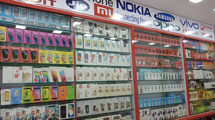https://static.hub.91mobiles.com/multisite/wp-content/uploads/sites/7/2020/01/Mobile-Shop-1.jpg