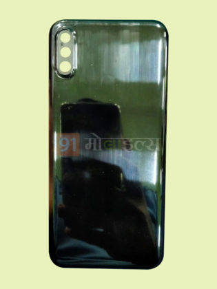 Samsung Galaxy A11 triple rear camera punch hole display image leaked specs