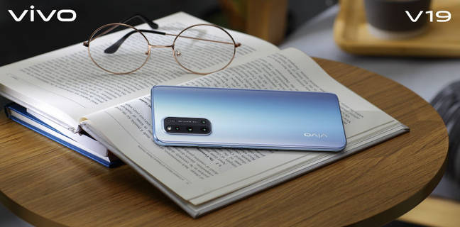 6 कैमरे और 4500mAh बैटरी वाला Vivo V19 स्मार्टफोन हुआ 4 हजार रुपए सस्ता, जानें क्या है नया प्राइस