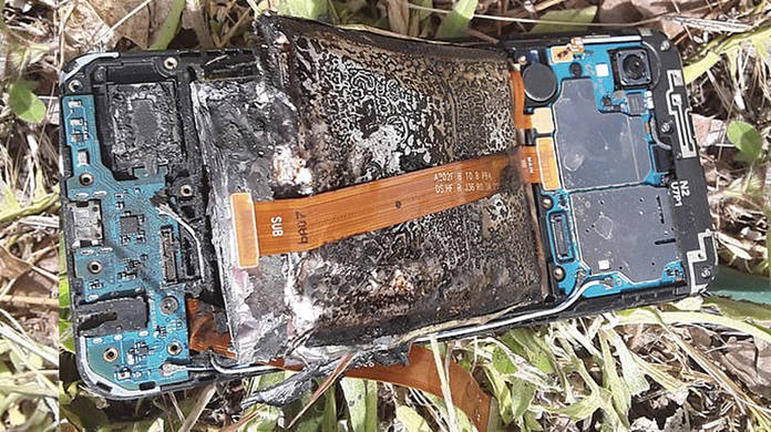 https://static.hub.91mobiles.com/multisite/wp-content/uploads/sites/7/2020/06/Galaxy-A20e-Fire.jpg