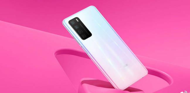 बड़ी डिसप्ले, 64MP कैमरा और 4300mAh बैटरी के साथ लॉन्च हुआ Honor Play 4, जानें क्या है खास