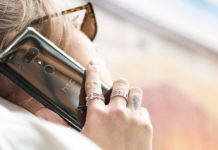 htc-wildfire-e2-launched-4gb-ram-4000mah-battery-specs-price-sale