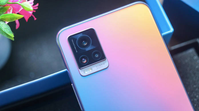 https://static.hub.91mobiles.com/multisite/wp-content/uploads/sites/7/2020/09/Vivo-V20-Pro-1.jpg