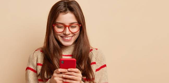 Vi ने खत्म की डाटा की टेंशन, इन रिचार्ज में रोज मिलेगा Unlimited Internet Data bsnl vip number sold out rs 1.26 lakh