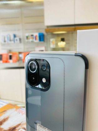 xiaomi-mi-11-lite-specs-price-launch-29-march-italy-sale