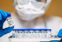 लगवाने की सोच रहे COVID 19 Booster Dose तो हो जाएं सावधान, कहीं डूबे ना जाए आपकी पूरी सेविंग!