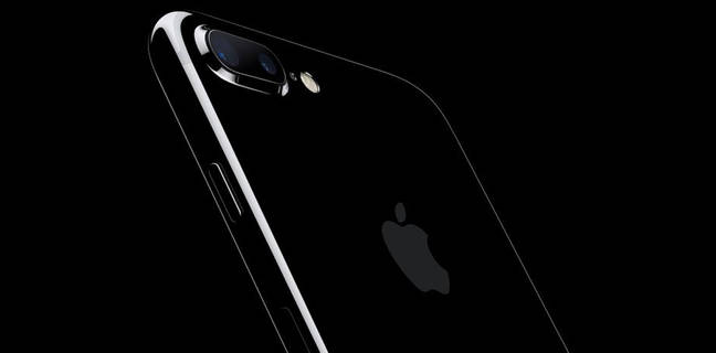 after-samsung-apple-sued-for-defective-component-iphone-6-battery-explosion-case