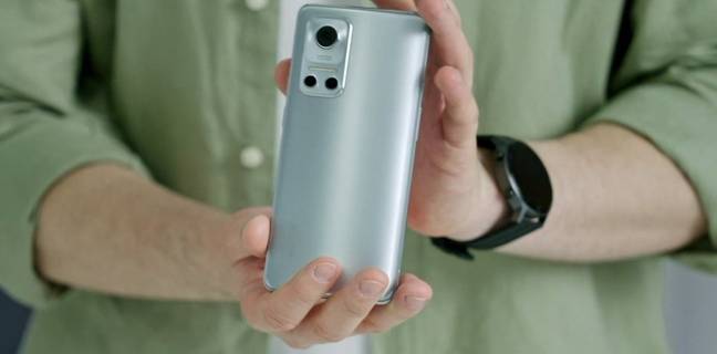 Realme GT Flash की खूबियां हुई लीक, 120Hz AMOLED डिस्प्ले, Snapdragon 888+ और MagDart चार्जिंग से लैस है ये कॉन्सेप्ट स्मार्टफोन Realme GT Flash